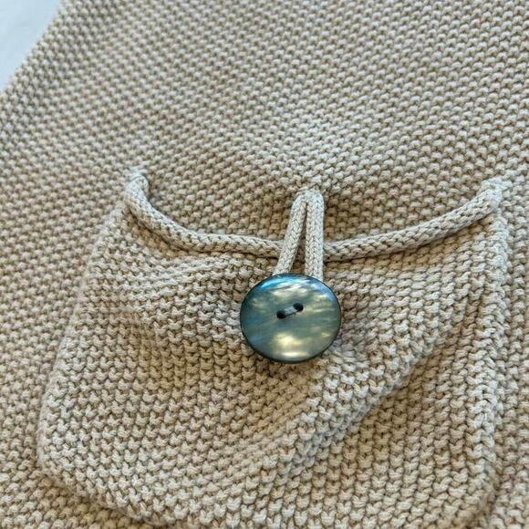 Vintage Tan long sleeve sweater with cute pocket mother of pearl button detail - Picture 7 of 8